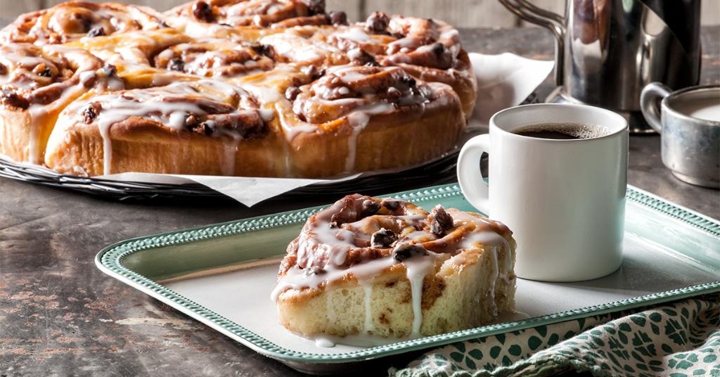 Safeway's tweet photo. Who ever said no to a Saturday morning cinnamon roll? Tag someone you want to enjoy these with 😍 https://t.co/9fzBly483Q