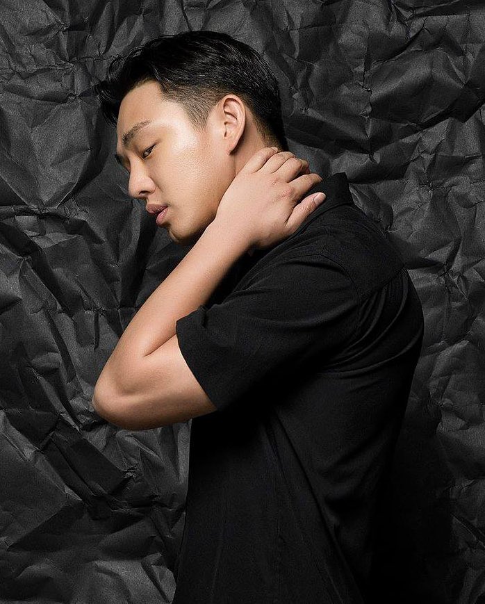 hongsikarchive's tweet photo. yoo ah in for cine21 magazine #YooAhIn #유아인 https://t.co/oCLtJ6fO2f