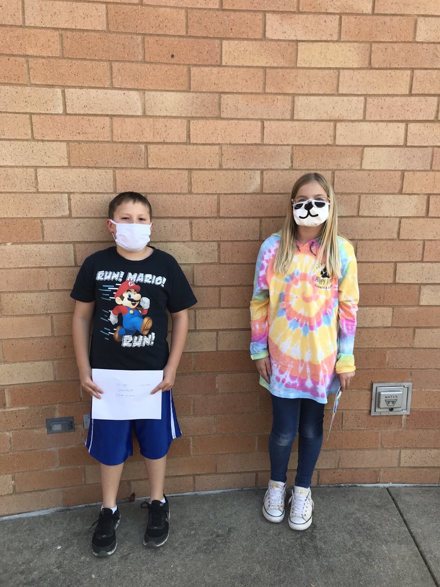 ClassPhillips1's tweet photo. Character awardees for initiative for the month of October!  Mrs. Phillips’ and Mr.  Albritton’s class.  Way to go! https://t.co/vWtPSYy6Yl
