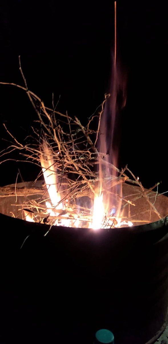 _Born2Kill_'s tweet image. Dead tired now 
Off To Dreamland 😴😴
#Day1 
#TripModeOn
#InTheMountain