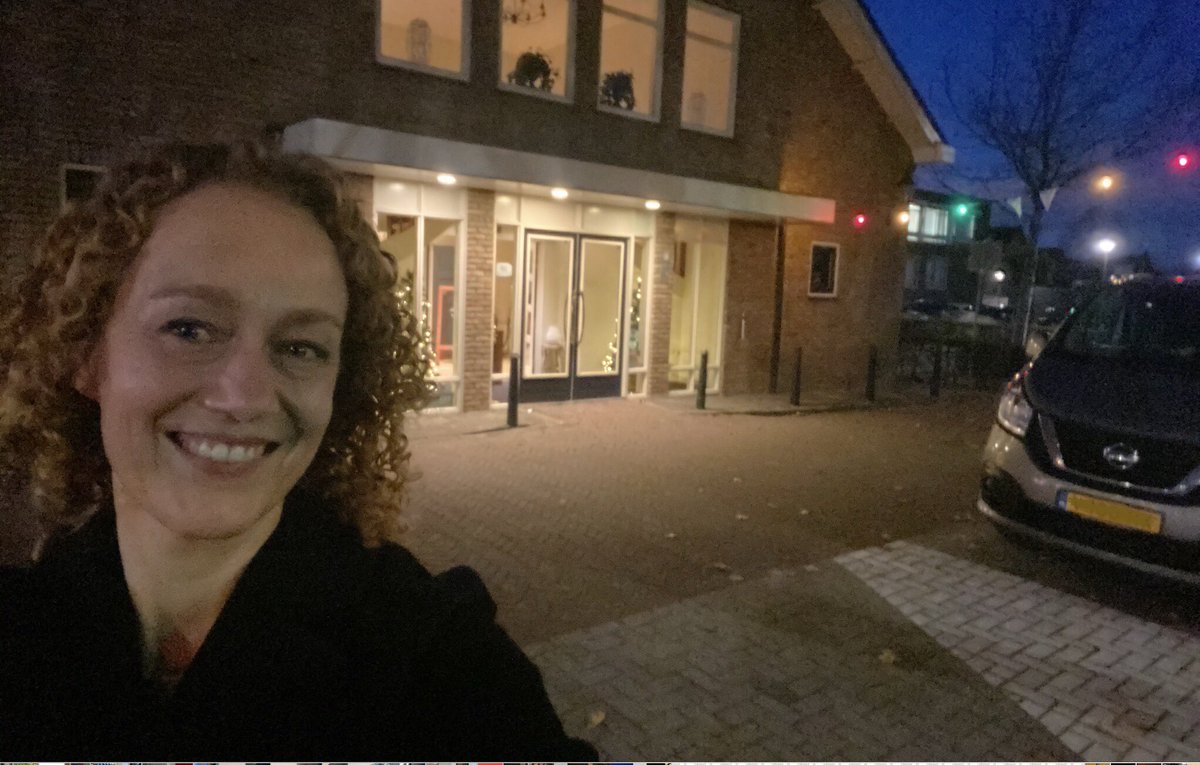 KVorthoren's tweet photo. Bestelchallenge! Aanrader: Eendrachtshoeve Zuid-Beijerland. 🥗🍲 Ik nomineer Cobi Crucq (Oranjevereniging Prinses Juliana Oud-Beijerland), Peter Nootenboom (Sportraad), Marga Van Hulst (fractie Burgerbelangen). Eet smakelijk &amp; blijf gezond!
#steunhoekschehoreca https://t.co/fA8ZGuHAct