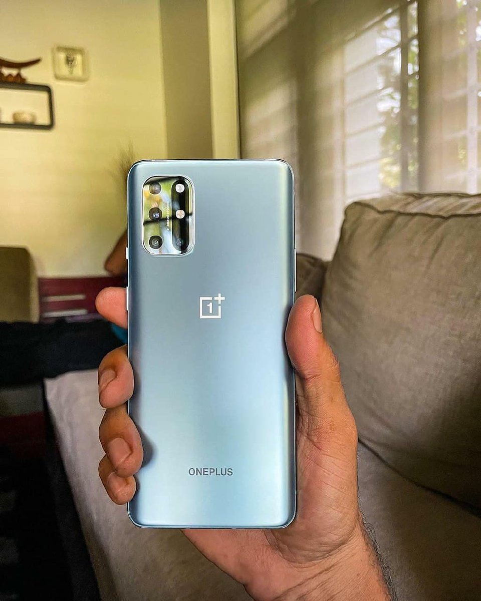 mobiledevicesPK's tweet photo. 4,500mAh battery powers #OnePlus8T life all-day long.
https://t.co/jsI2mvCube
Plus Warp Charge 65 is fastest ever charging solution. Full battery power-up in 15 minutes.
#OnePlus #OnePlus8T5G @oneplus #OnePlus8TSpecs @OnePlus_UK #OnePlus8TFeatures @OnePlus_USA @OnePlus_NL https://t.co/R30u1vChWb