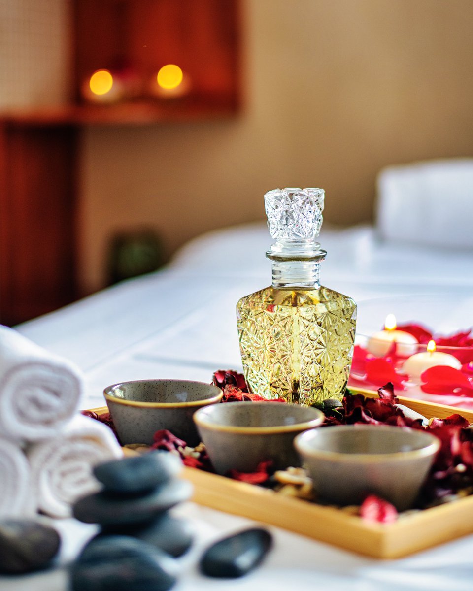 Sheratondoha's tweet photo. Heal the mind. Calm the spirit with our aroma oil #jasmine #lavender #nighsecret

#GetAwayTogether #SheratonGrandDoha #QatarsFavouriteHotel⠀ https://t.co/cD8yK06yqW