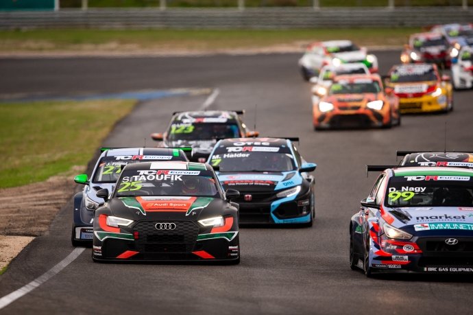 MEHDI BENNANI TCR EUROPE CHAMPION 2020!!! 🏆🏁🎉🍾
With his P2 finish in Race 2 Mehdi Bennani scored enough points to become the TCR Europe champion of 2020! An incredible result for the team and Bennani. Nicolas Baert finished P3 in the championship and became Rookie of the year