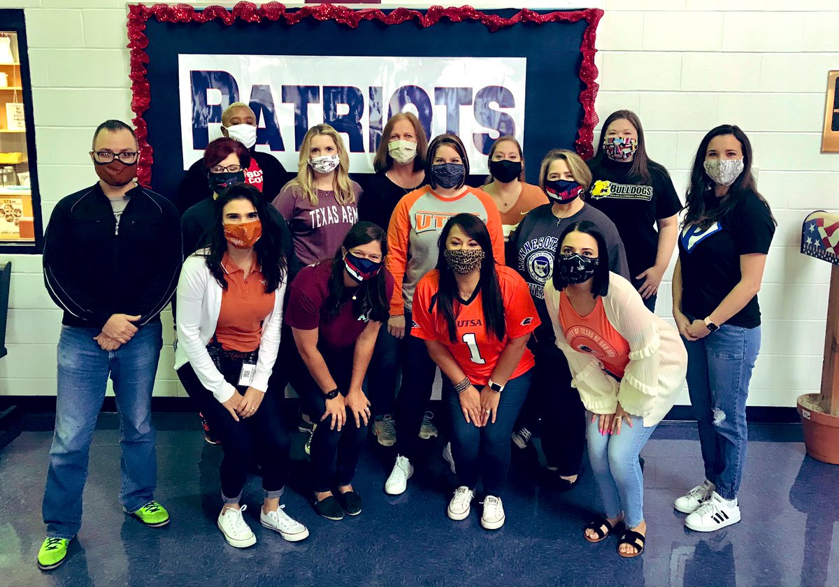 SherryMireles's tweet photo. Thankful ❤️ for this amazing team of leaders! Together we have faced unforeseen obstacles through unimaginable odds. Couldn’t be prouder to work along side you! 🙌🏼💪🏼🤩 (msg Aaron &amp; Brandee ;) #PatriotPowerHouseTeam #CollaborativeLeader https://t.co/oiVfgMFJt2