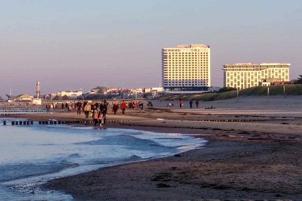 Rostock Heute De Einfach Nur Wieder Schon Heute Am Ostsee Strand Von Rostock Warnemunde