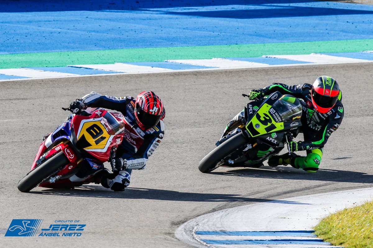 circuitodejerez's tweet photo. Al rojo vivo está el Cto. de SBK tras la victoria hoy de Jordi Torres (3ª consecutiva contando el doblete que hizo el pasado mes de octubre), el 2ºpuesto de Carmelo Morales que recorta diferencias con Román Ramos que fue 4º, mientras Miquel Pons fue 3º. Mañana se decidirá todo... https://t.co/m0WJSIfxiv