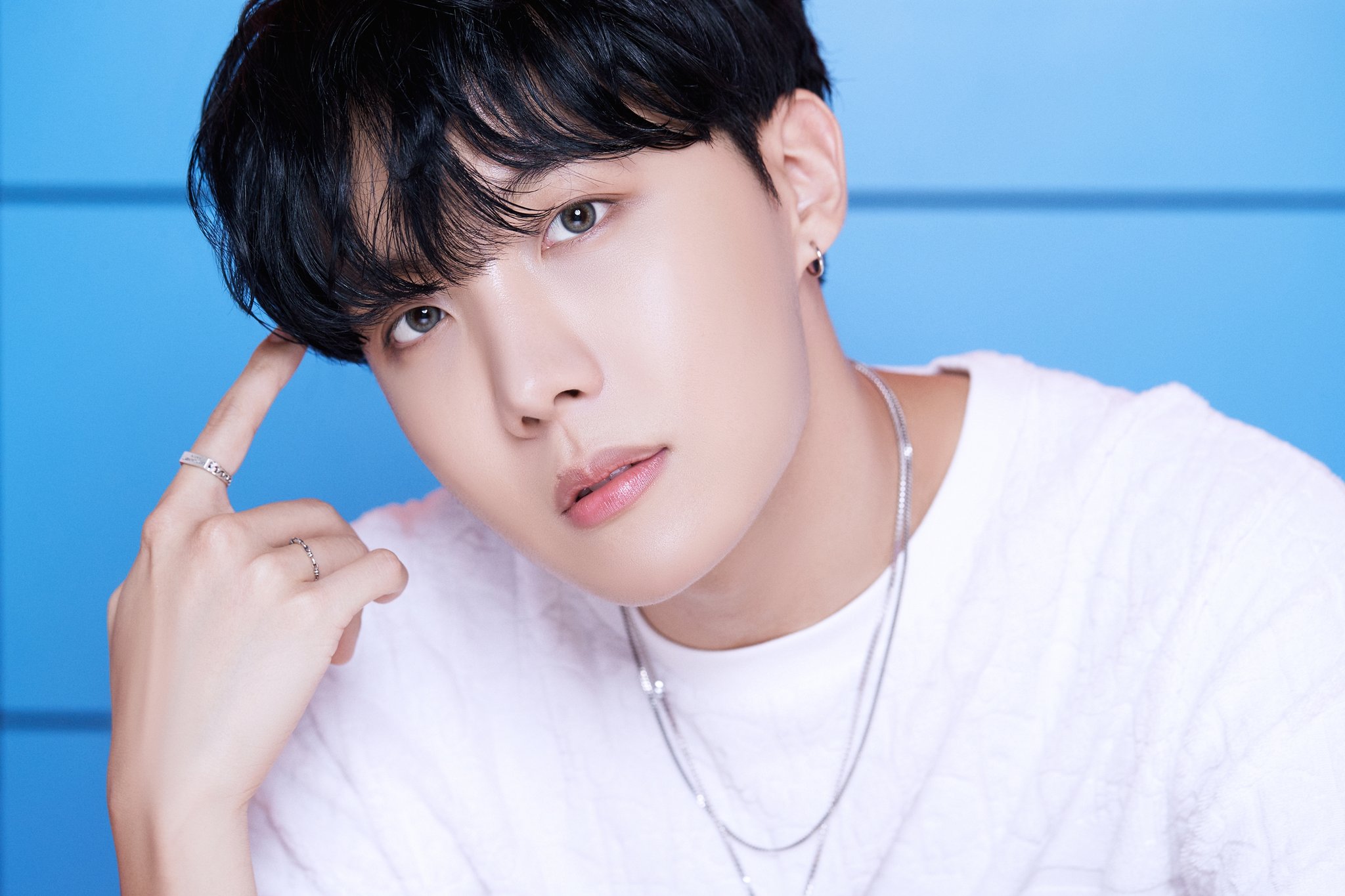 Descubre la foto concepto de J  Hope  de BTS  para el lbum 