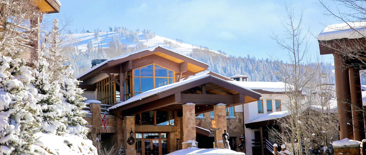 steinlodge's tweet photo. We are thankful to be recognized by Business Insider as where to stay at Deer Valley Resort.
Read more: https://t.co/xIfQ2svZUc
.
.
.
#businessinsider #parkcity #deervalley #skiinskiout #steinstyle #steinlodge #utah https://t.co/a51d2VQg9G