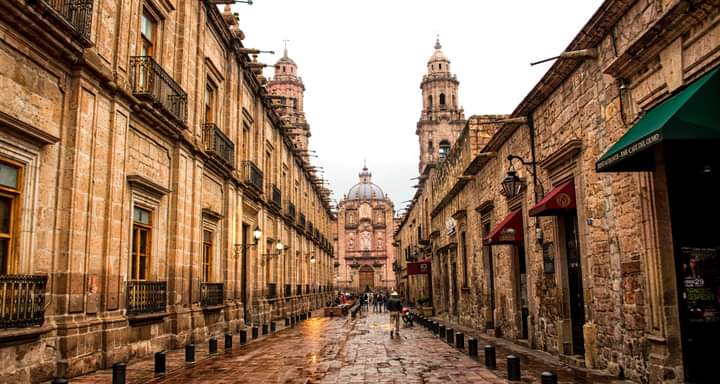 ViajesVV's tweet photo. No se les antojan viajar y disfrutar de lagos, volcanes y Pueblos Mágicos? Pues #Michoacán lo tiene todo! Consulta nuestros programas.

#michoacan #celebrandolavida #morelia #PueblosMágicos #tzintzuntzan #patzcuaro #viajar #travel #mexico #safetravels  #viajesvv #viajavivevuela https://t.co/7rS6UgeblO