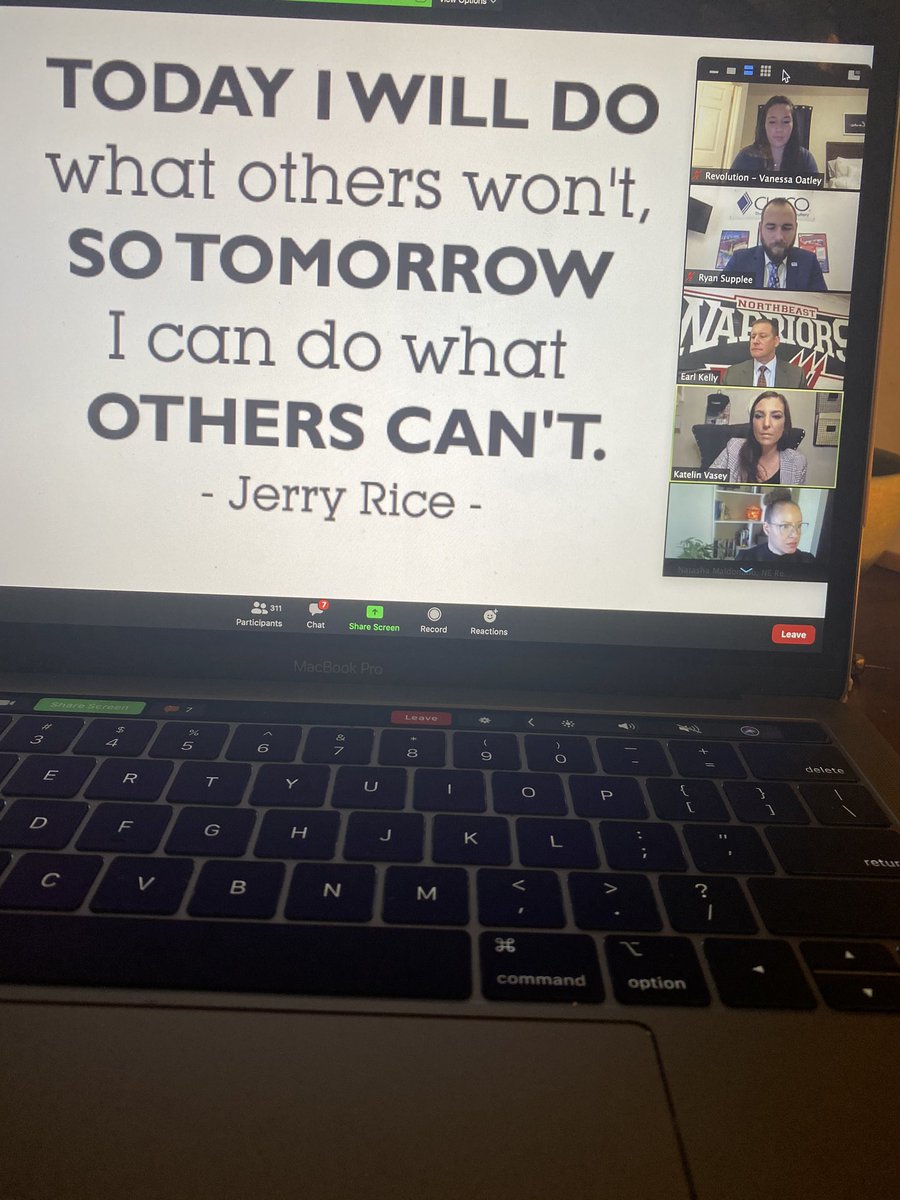 oatley_vanessa's tweet photo. #fallclassic2020 #vector #SaturdayMorning https://t.co/pSqvG0Di35