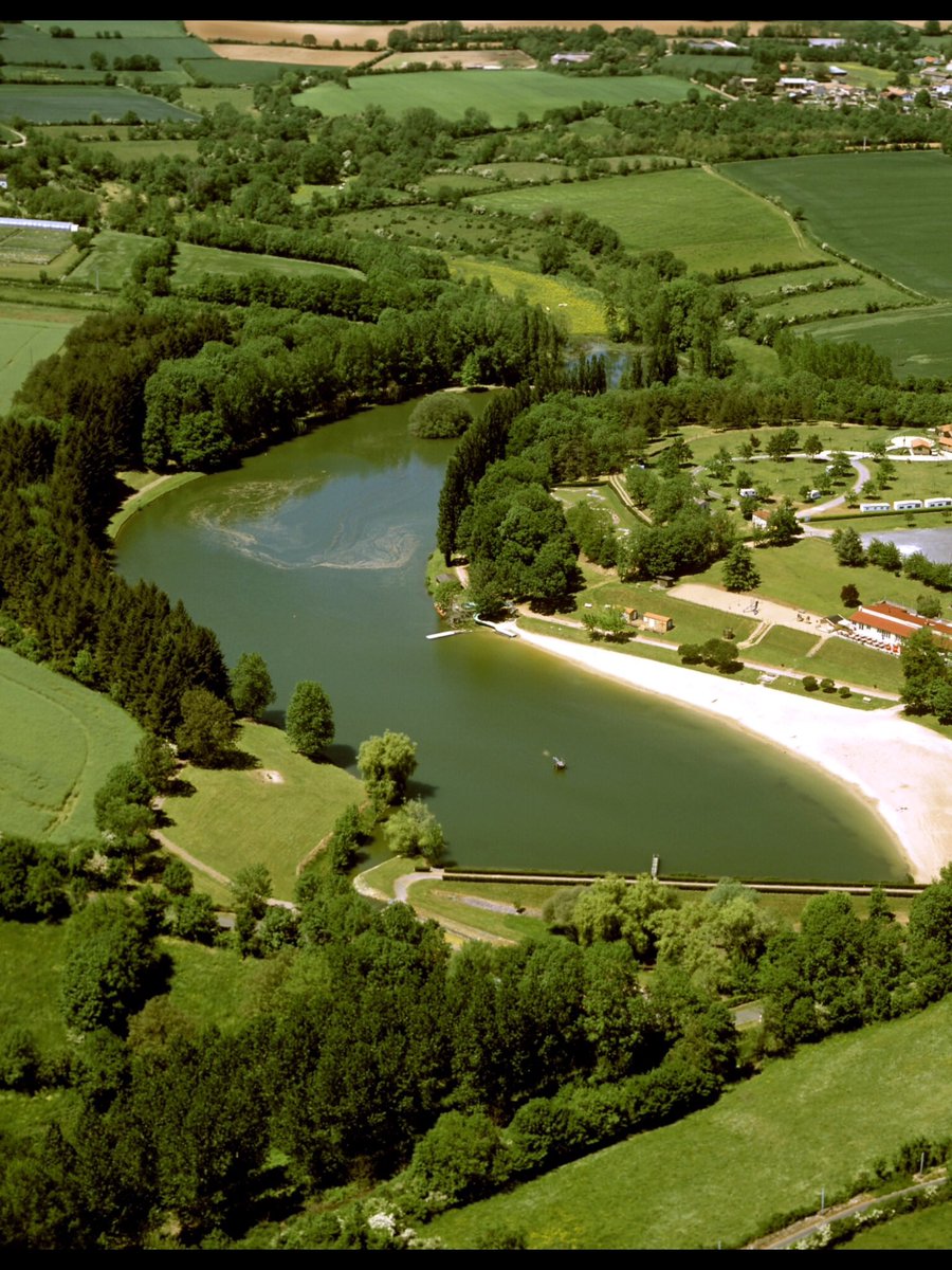 Prochainement à proximité de Niort.

Ouverture du Parc Aventures « Les Accros à Cherveux ».
Vous profiterez d’un moment en plein air seul, en famille ou entre amis. Tyroliennes,pont de singe,filet,passerelles en tous genre....

Rendez-vous au printemps.👍💪