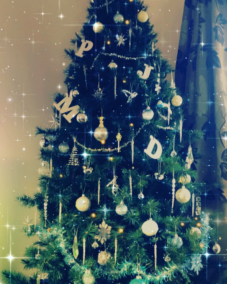 Sorry....not sorry, the Wilson’s Xmas Tree 🎄is up here’s to a happy &amp; positive November/lockdown2 stay safe everyone🥰