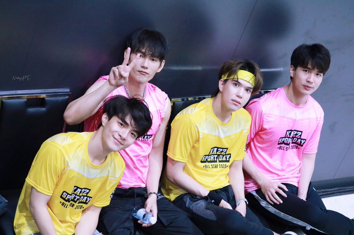 NickyPT__'s tweet photo. แต่ละคนอาการมันเป็นยังไงไหนพูดซิ๊! 🤣
@khundin_  #อะลิตเติ้ลเอิร์ธ
@pavelphoom #พาเวลพูม
@benjaminbrasier #หมาป่าเบญจมินทร์ 
@WDdome #โดมเจ้าลักยิ้ม https://t.co/wzSE09Sq7O