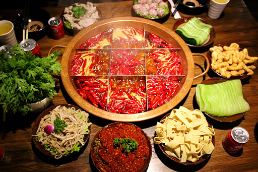 TravelPediaIT's tweet photo. #TravelPedia talks about #food
🇨🇳 #China

If you are a #spicy food lover, you must #try the #Chinese spicy #hotpot, especially that from #Sichuan and #Chongqing. The #ingredients with the #flavors of #chili and various #spices will definitely #impress you!

#foodie #travel #Enjoy https://t.co/QoN5T6BoQn