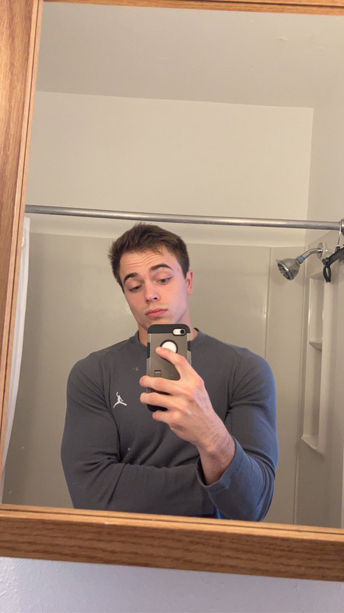 MezioVillager's tweet photo. Morning twitter 🥱 AMA https://t.co/fEU8g1OOOP