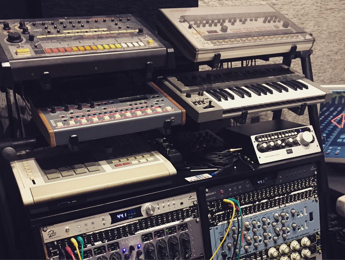 RobinOrlando's tweet photo. New E.P. Coming soon!!! https://t.co/5JnWUzA8bx
