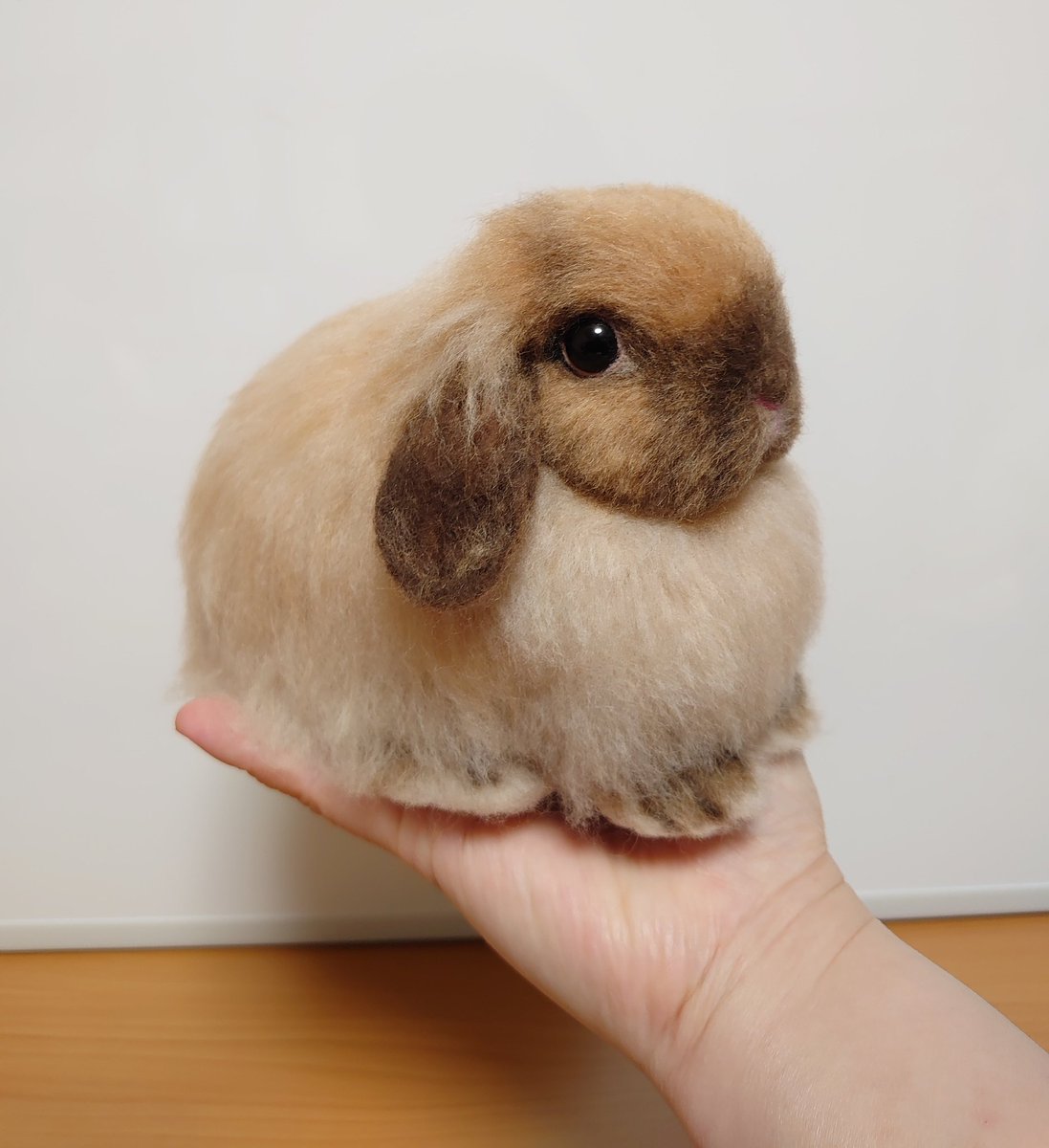 うほびっちゃん お手てに乗った 手乗り アメファジ オーダーの つむき君 Uhobichan Chocolatboxfelt うさぎ 兎 ハンドメイド作家 羊毛フェルトうさぎ うほびっちゃん お手てに乗った 手乗り アメファジ オーダーの つむき君 Uhobichan Chocolatboxfelt うさぎ 兎 ハンドメイド作家 羊毛フェルトうさぎ