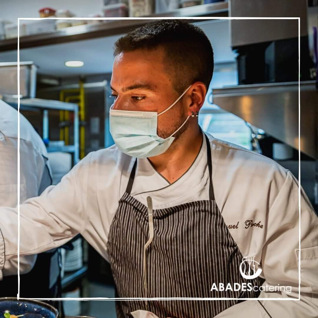 Puede que ahora no podamos vernos, ni hacer grandes celebraciones. Aun así, la actual situación sanitaria no impide que en #AbadesCatering sigamos trabajando y probando nuevas recetas con las que sorprenderte. Esperamos puedas degustarlas pronto. 😋

➡️ abadescatering.com