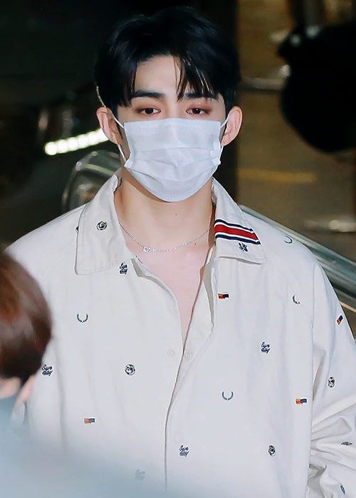 95SHININGHEART's tweet photo. 𝟐𝟎𝟏𝟏𝟎𝟕 — 𝐷𝐽 𝐴𝑇𝑇𝐸𝑁𝐷𝑆 𝐻𝐴𝑅𝐿𝑂𝑊𝐸'𝑆 '𝑬𝑴𝑬𝑹𝑮𝑬𝑵𝑪𝑬' 𝑆𝐻𝑂𝑊𝐶𝐴𝑆𝐸 https://t.co/TkKroOhX7j