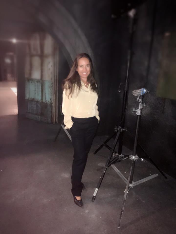 AgathaPOficial's tweet photo. Rodaje serie Gigante. Secretaría Ejecutiva 🎬🎬🎬. #rodaje #agathapoficial #seriedetv #ators.ammanagement #actrizbrasileña #filmmaker #actriz #atriz https://t.co/Q8hJUGSs7Z