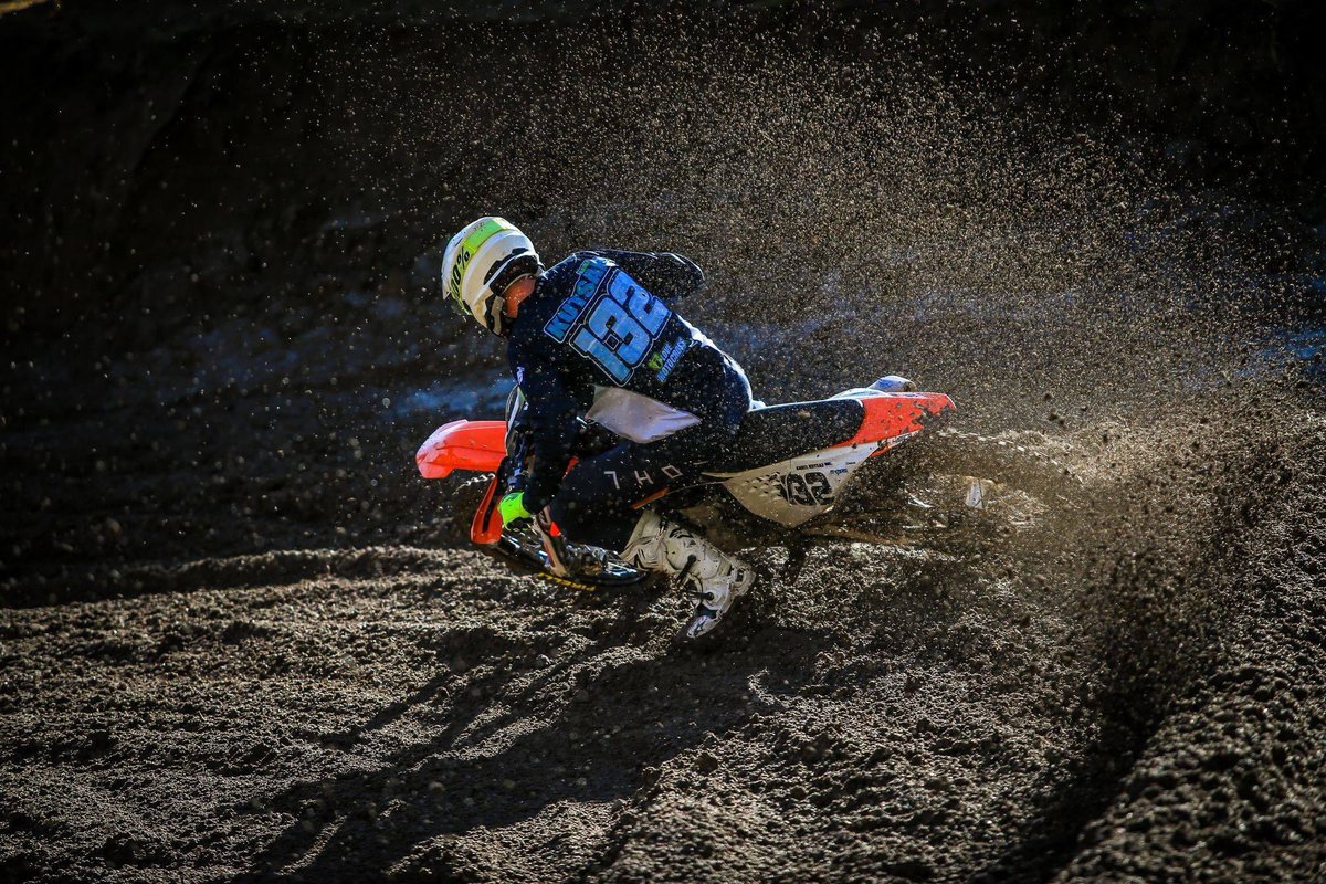 LiveMXOnline's tweet photo. Watch 📺 the highlights from the final EMX Open and EMX2T rounds here with Live Motocross

https://t.co/4qYWNN3JXL

#emx #emxopen #emx2t #mx #motocross #motox #dirtbikes #promotocross #livemotocross https://t.co/4Or63dyNW8