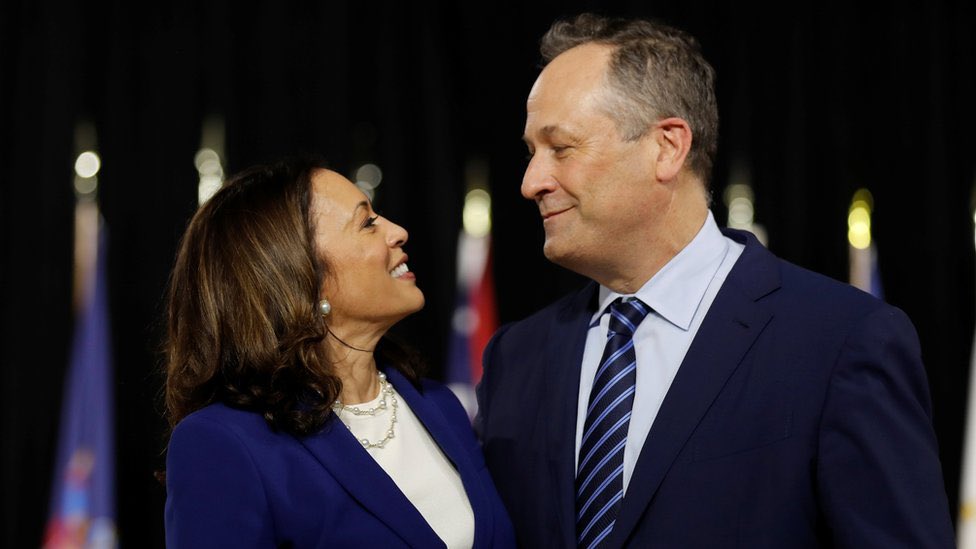 SaqibIslam's tweet photo. Here we have the First Second Gentleman of the United States ever, Douglas Emhoff, husband of VP-Elect Kamala Harris (projected) #FirstSecondGentleman
#Elections2020 https://t.co/fW9zoQRqwI