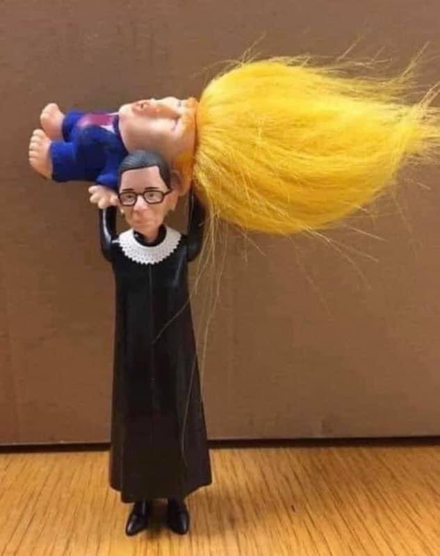 ElonMustyFLOTUS's tweet photo. #NotoriousRBG #rbg #angelfromabove https://t.co/L4VfQxu7Ue