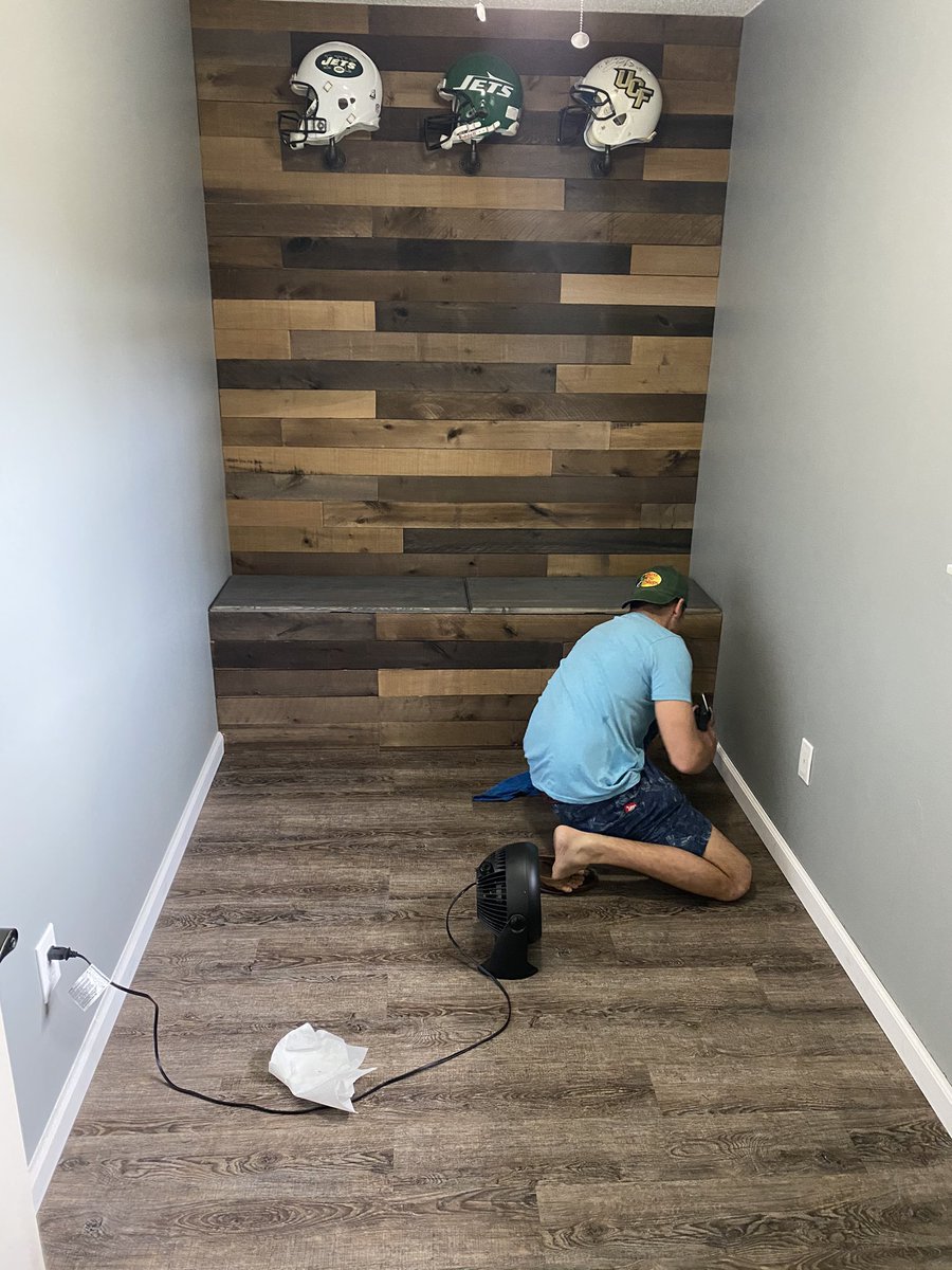 Floor moulding down.