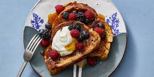FarleyHalladay's tweet photo. What's for #breakfast on the #boat?  Make French toast with caramel or French vanilla liquid coffee creamer instead of milk. Splash the strawberries with Triple Sec. More #easy_cooking ideas for #sailing, #cruising at https://t.co/GpaYLrvmRi https://t.co/Yihl93QyrE