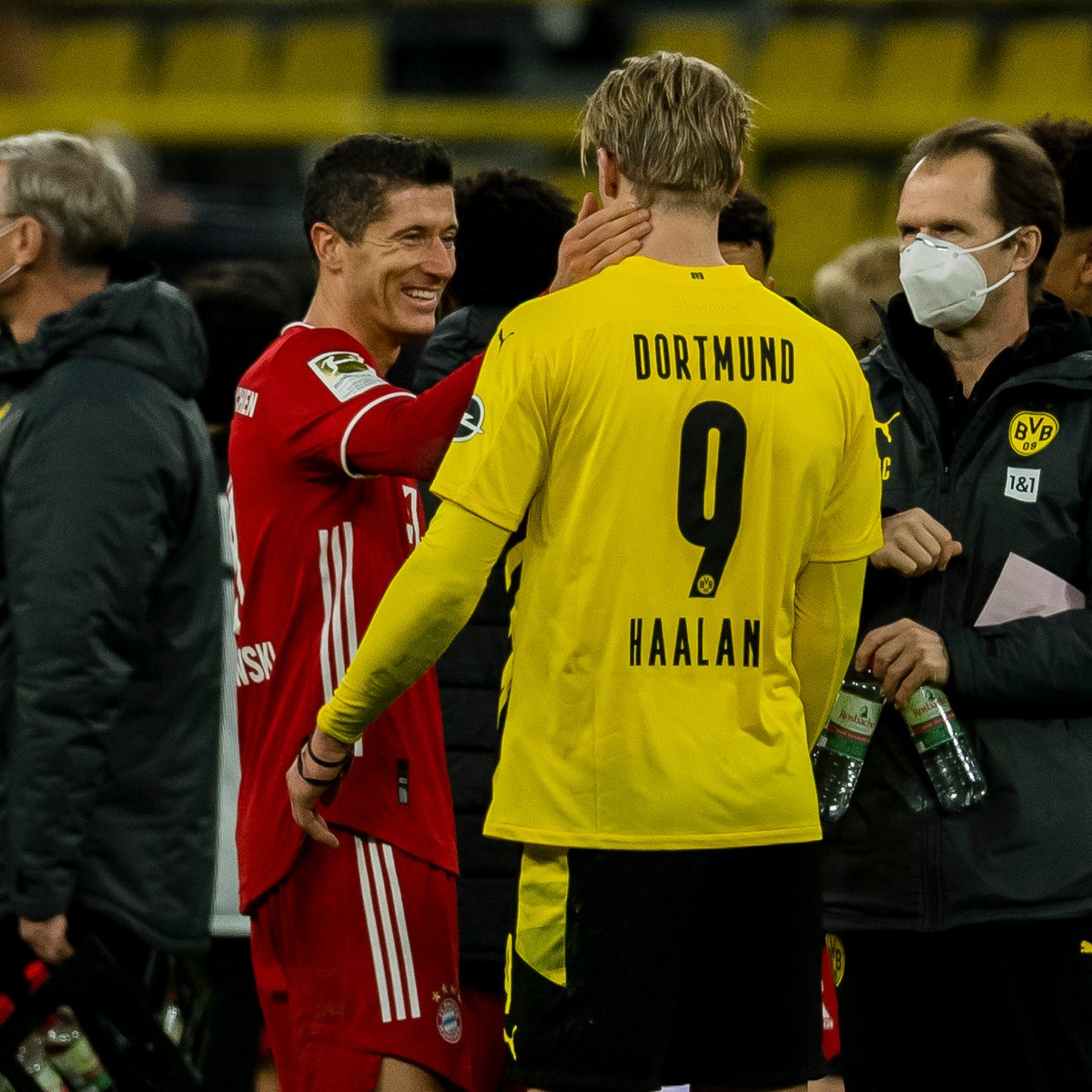 brfootball's tweet photo. Respect 🤝 https://t.co/SM8J71YWDE