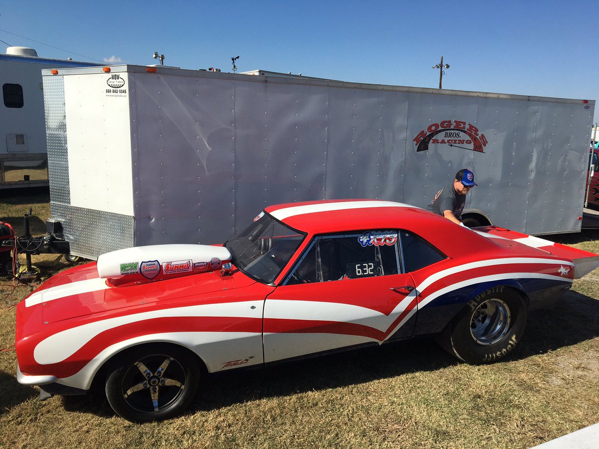 DemarcusRogers1's tweet photo. We made it to Ardmore, OK. All 3 cars are locked &amp; loaded. 2 fun days of racing. https://t.co/jlzhZFqRIc