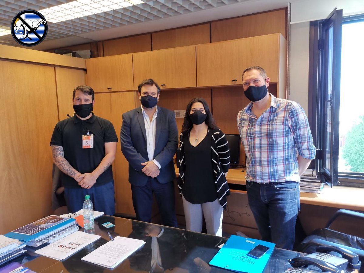 ongapteha's tweet photo. Esta semana fuimos recibidos por el Dip. @mariocolman  
Agradecemos el trabajo serio y responsable que está llevando adelante y el intercambio de ideas como la inclusión del maltrato animal al Código Penal y la prohibición de carreras de galgos.

Gracias por recibirnos! https://t.co/TuE7TWJY4o