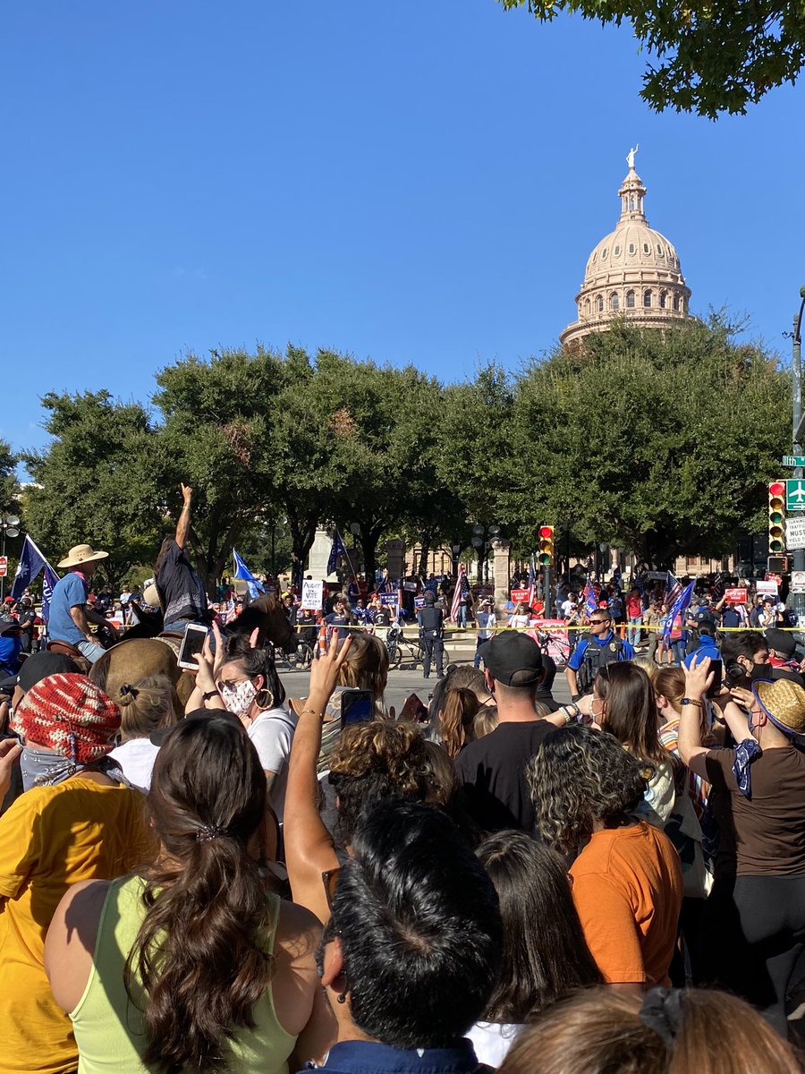 GonzalesKristie's tweet photo. Austin y’all. https://t.co/9YVWDUxZlC