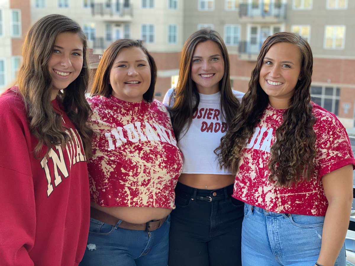 katie_thack99's tweet photo. I love going to a football school 🤩 can’t get enough of my Hoosiers 🔴⚪️ #top10 #michiganwho https://t.co/sdRcknBvTD