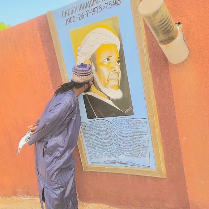 boromkemane's tweet photo. D'après Abou Houreira (qu'Allah l'agrée), le Prophète (que la prière d'Allah et Son salut soient sur lui) a dit: « Celui qui ne remercie pas les gens n'a pas remercié Allah ».

(Rapporté par Abou Daoud dans ses Sounan n°4811 

#Dieeureudieufé Baye Niass https://t.co/17hhp1NXv2