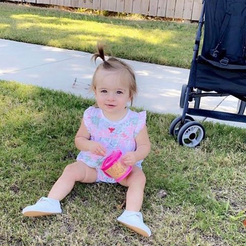 SilverOaksAPT's tweet photo. Enjoying this beautiful Saturday outside! 🌟 #residentphotos #lovewhereyoulive #findyoursilverlining https://t.co/MuTJPWc0zq