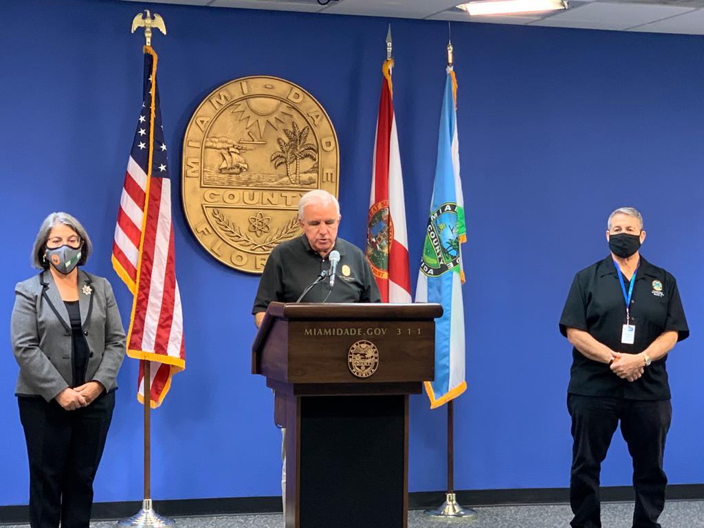 MayorDaniella's tweet photo. This morning #OurCounty hosted a virtual press conference with updates on now Tropical Storm #ETA and preparations residents should take now. Please download the #ReadyMDC app for more updates ➡️ https://t.co/7elZYJF9D5 https://t.co/hloTRSxSZc