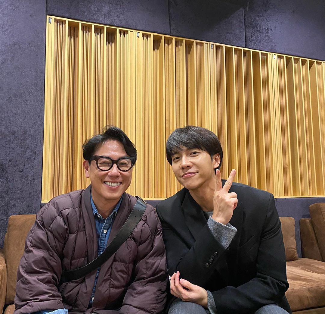 Cinoet2's tweet photo. Hook Entertainment Update

D-8 Coming Soon 
#SingerLeeSeungGiComeback 

Tittle:The Ordinary Man
😍😍😍😘😘 https://t.co/ANz4ZxdicZ