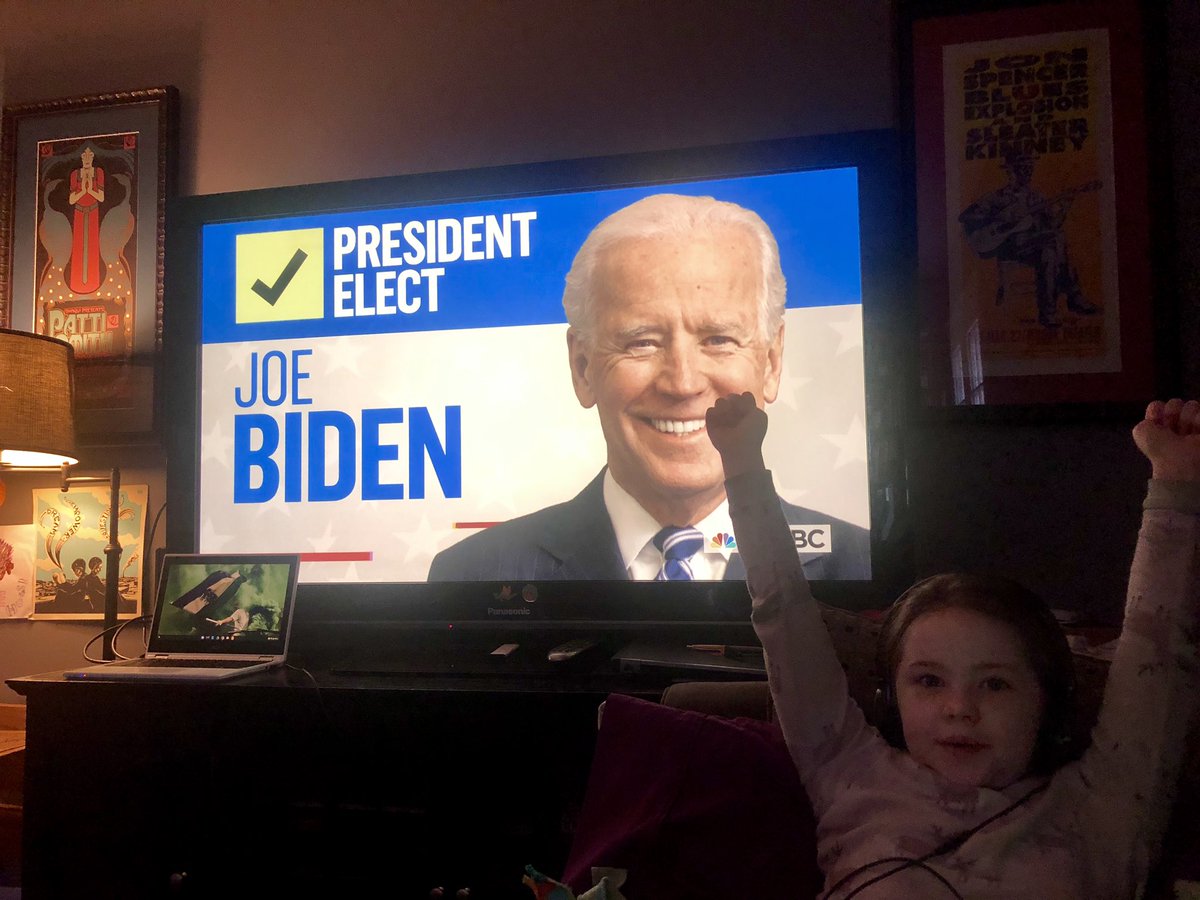 sierrapdx's tweet photo. CHEERS! Finally cracked open the bubbly and ready to celebrate President-Elect Joe Biden and Vice President-Elect Kamala Harris (the first woman, the first Black person, and the first South Asian American person to be elected and serve as Vice President of the US)!💙🥂 https://t.co/vGQSsxW5O3