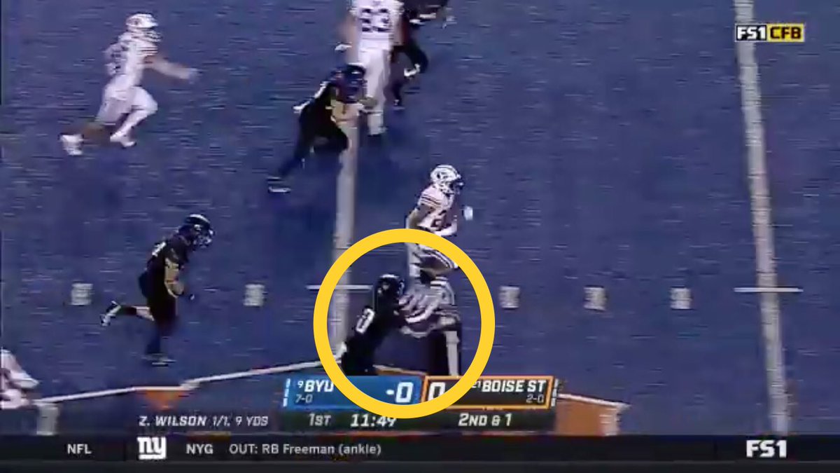 jedhansen13's tweet photo. @byutvsports Algier had some great blocking on that long run. https://t.co/dqVPK5arnC