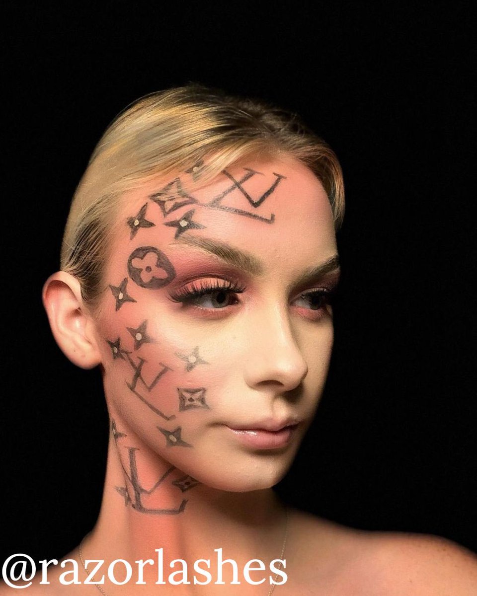 LashesRazor's tweet image. ✨𝐋𝐕 𝐋𝐎𝐎𝐊✨ @ makeup.by.caitlynx (IG) looking 𝓭𝓮𝓼𝓲𝓰𝓷𝓮𝓻💸 Using our 'Kitten' lashes😍 Shop your #razorlashes through the link in bio🛒