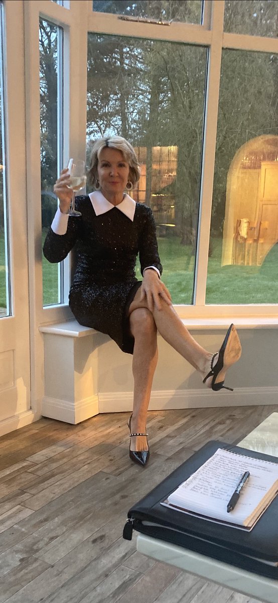 Donna_Scully's tweet photo. So me & Johnโs 1st #InOut #Lockdown2 party has suddenly become a #PresidentBiden celebration party! Oh god....only have about 12 bottles of wine! Iโd invite you but.....๐ณ๐คฆโโ๏ธ๐ฌ๐คช๐ฅ๐พ๐๐๐ฅ๐ฅ#bettertomorrows #wantchange #byeDon https://t.co/G44XEsmGiU