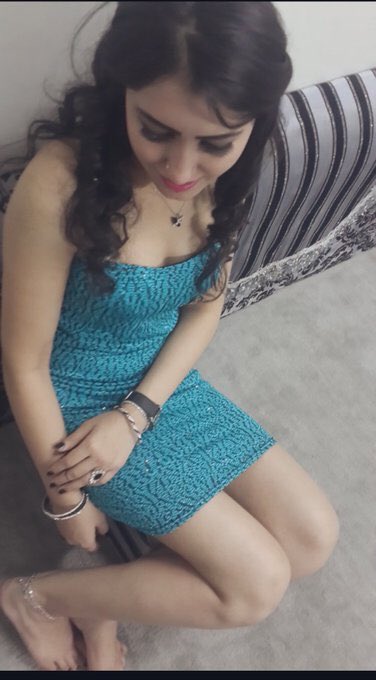 هاذه صديقتي غدير بدها تشوف رايكم وتفاعلكم كيف تشوفوها ❤️