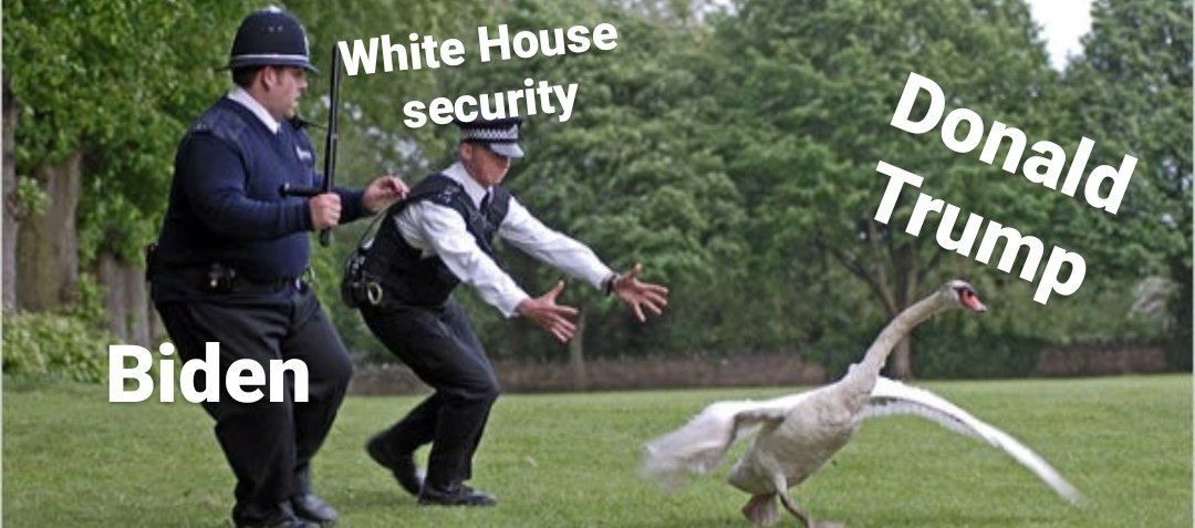 <a href="/edgarwright/">edgarwright</a> Live scenes from the White House