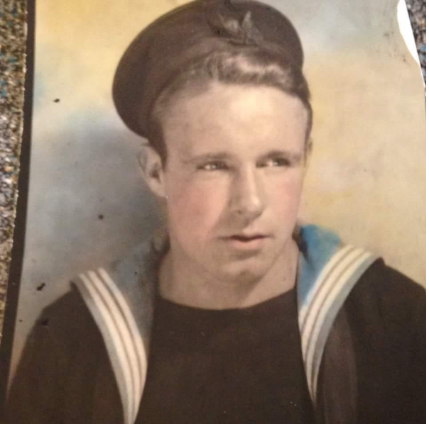 MMGLK's tweet photo. Thank you for sharing your stories with us on #ForgedInFire Project with @rmcmuseum 
Kevin Offord shares this grandfather’s time at #HMCSCataraqui and the reality faced by may veterans after the war.  
Read &amp; submit your own at https://t.co/ZUImntkaBS https://t.co/C5r0JgolUU