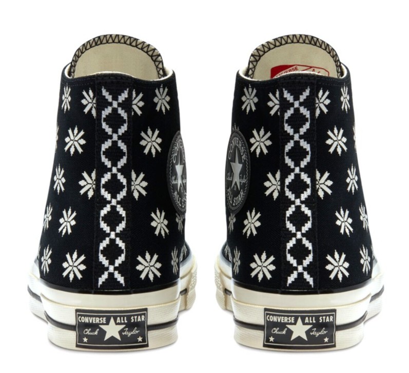 Holiday Sweater Chuck 70s 
