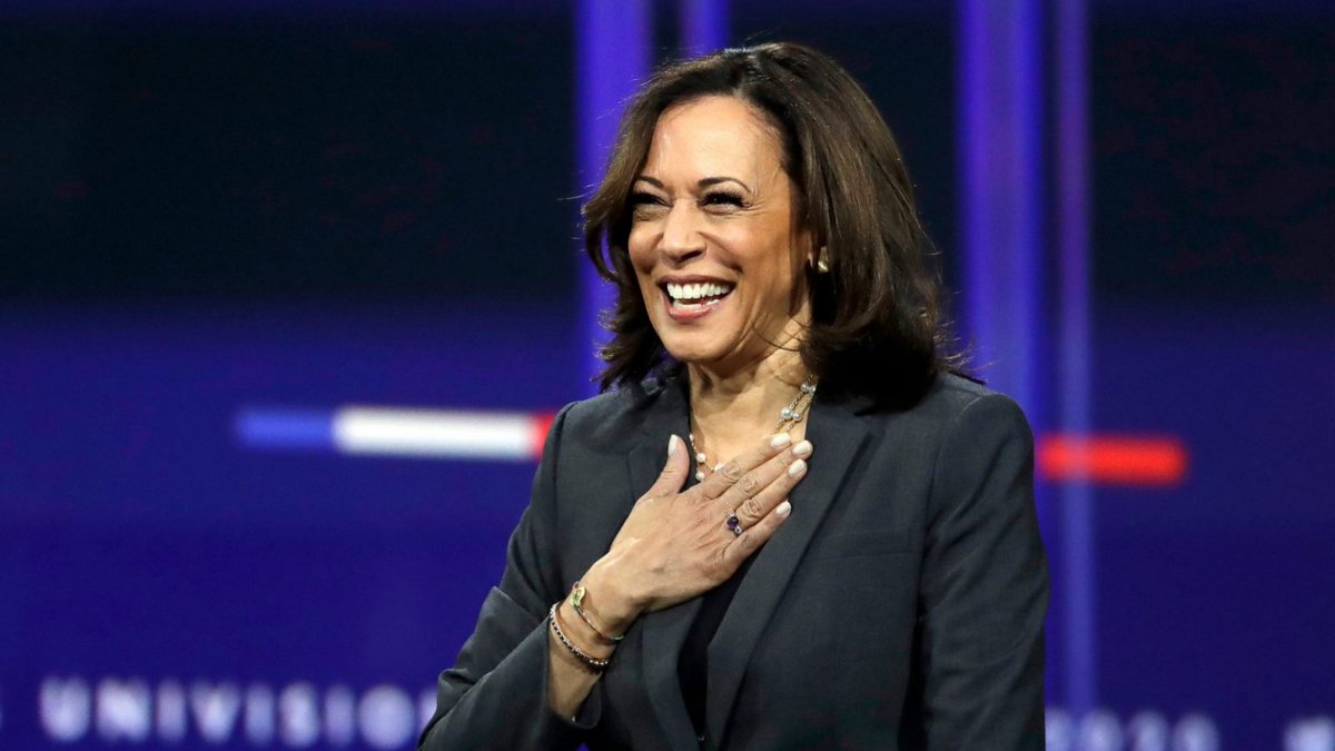 Can you hear that? That's the sound of a million glass ceilings as <a href="/KamalaHarris/">Kamala Harris</a> makes history to become the first female Vice President of the United States of America.
#RepresentationMatters  

🙌👏🥂🎇🎊