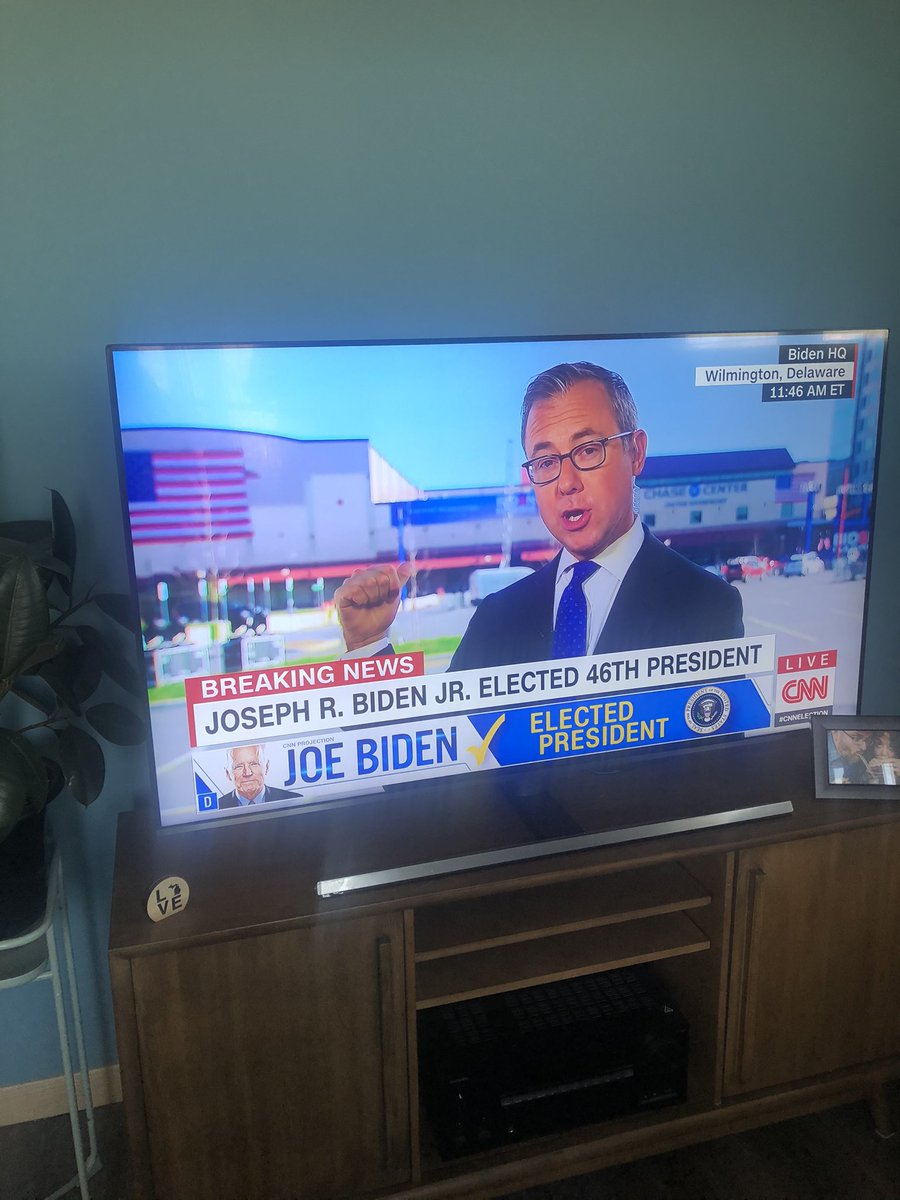 CellaredKatie's tweet photo. Heyo!!!!!!!! We did it, America!! Let’s get to work — because there is a metric shit ton to do!! #bidenharris2020 #America #ElectionDay #ElectionWeek2020
YOU’RE FIRED, TRUMP!! https://t.co/kAYTd2AevZ