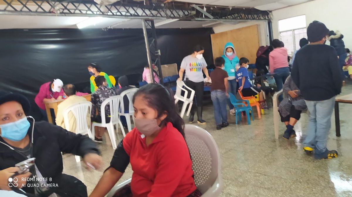 La BMC en Cobán,  brinda asistencia médica en los albergues a los damnificados del huracán #CubaCoopera #CubaSalvaVidas #CubaPorLaVida